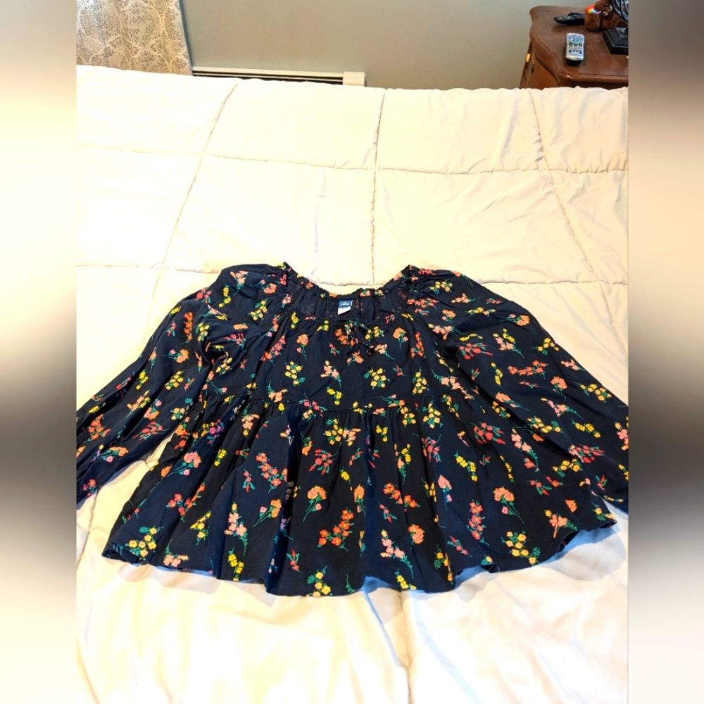 Girls long sleeve Peasant Style Blouse